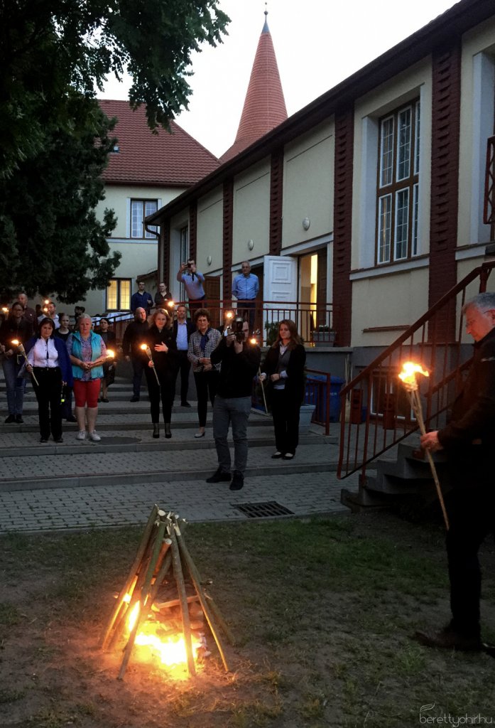 Trianon 100 . fáklyagyújtás08